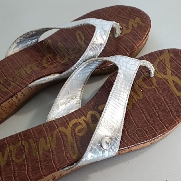 Silver a Sandals with Cork Low Platform Rubber Sole Flip Flops - Picture 6 of 16